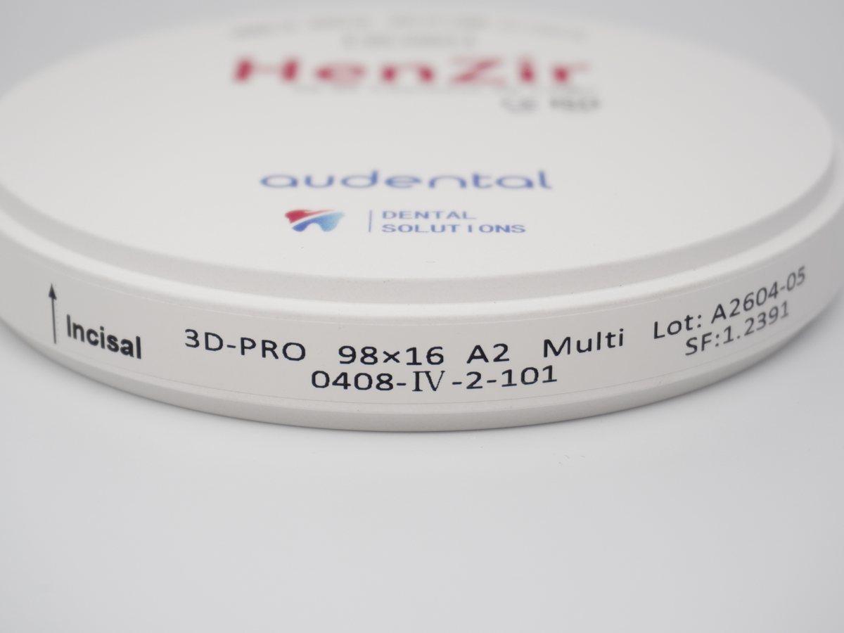 Edge of a 3D PRO zirconia disc printed with its size, shade, lot and incisal direction
